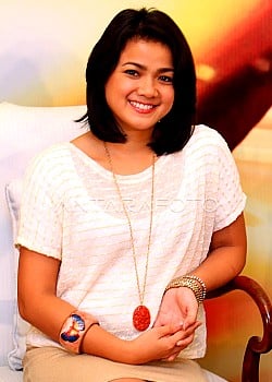 Nirina Zubir